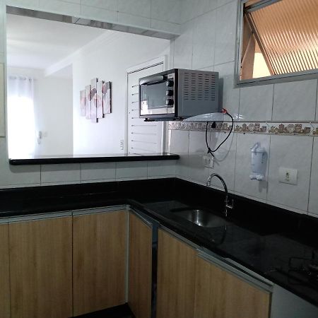 Otima Localizacao Na Praia Da Enseada No Guaruja Apartment Luaran gambar